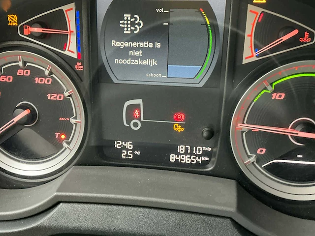 2017 daf xf450ft super spacecab opleggertrekker - afbeelding 9 van  35