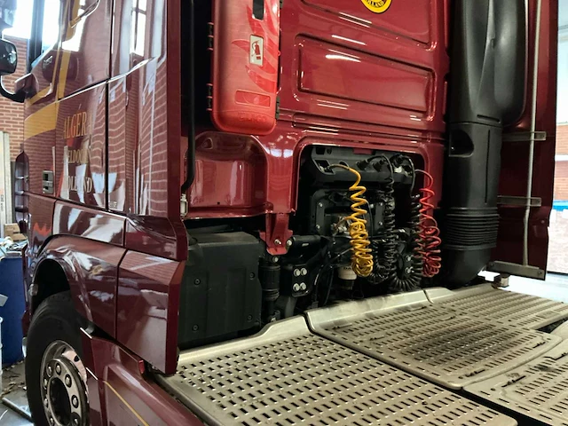 2017 daf xf450ft super spacecab opleggertrekker - afbeelding 10 van  32