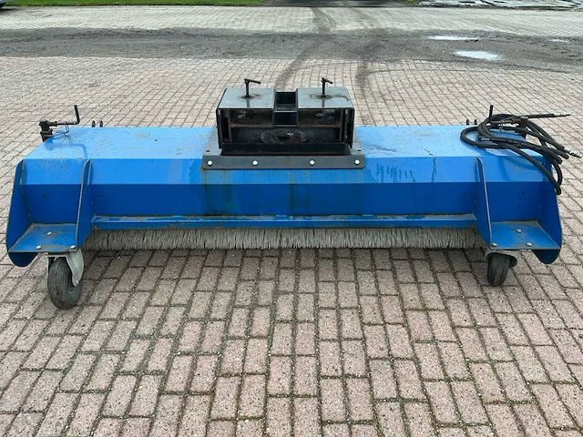 2017 delvano straatveegmachine - afbeelding 5 van  12