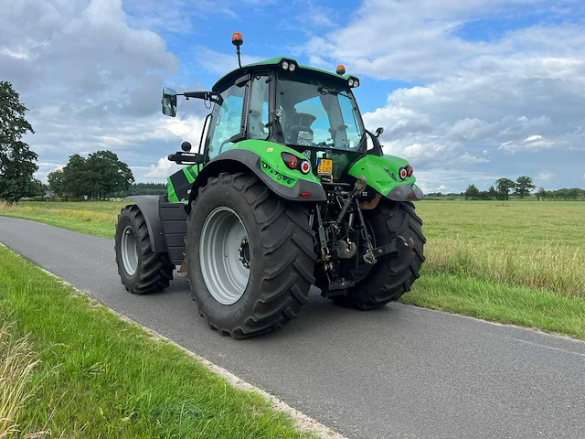 2017 deutz-fahr 6165 agrotron vierwielaangedreven landbouwtractor - afbeelding 9 van  15
