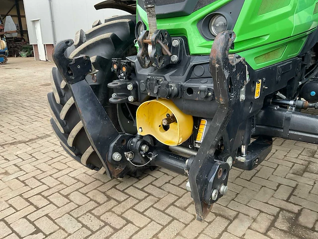 2017 deutz-fahr 6175.4 ttv agrotron vierwielaangedreven landbouwtractor - afbeelding 13 van  44