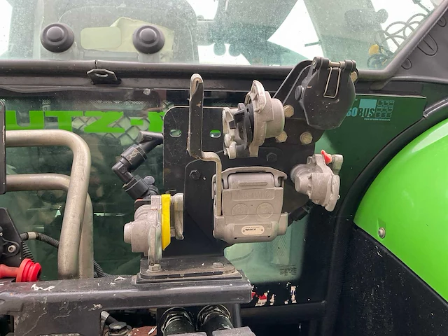 2017 deutz-fahr 6175.4 ttv agrotron vierwielaangedreven landbouwtractor - afbeelding 24 van  44