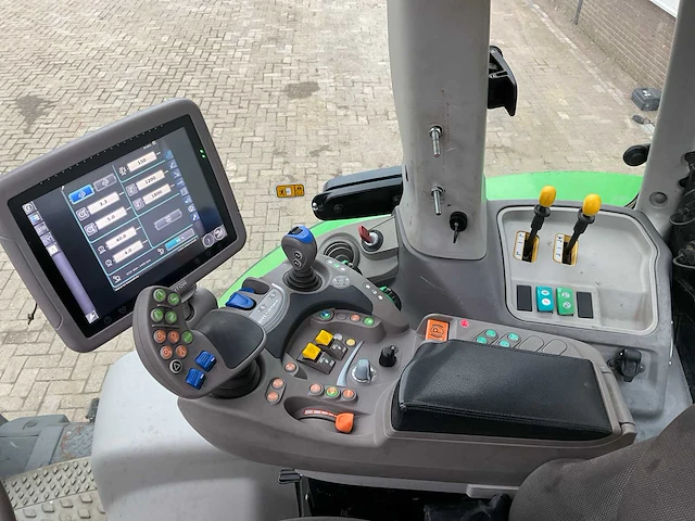 2017 deutz-fahr 6175.4 ttv agrotron vierwielaangedreven landbouwtractor - afbeelding 38 van  44