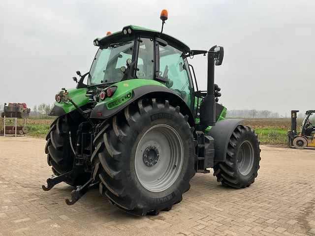 2017 deutz-fahr 6175.4 ttv agrotron vierwielaangedreven landbouwtractor - afbeelding 5 van  44