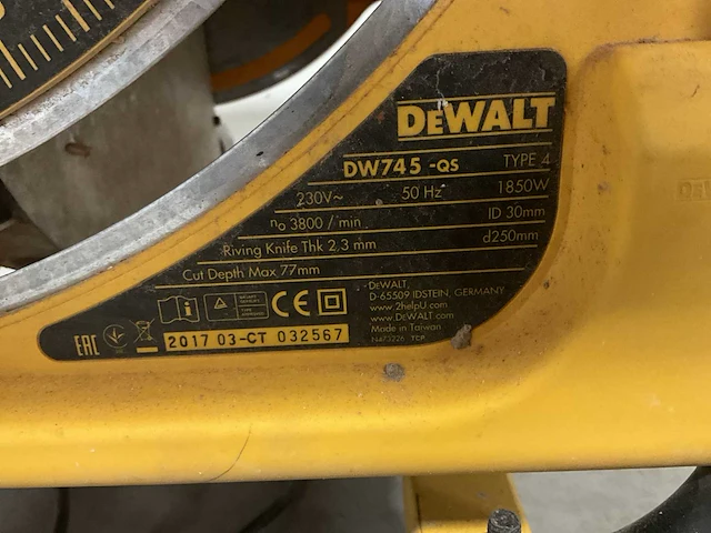 2017 dewalt dw745-qs zaagtafel - afbeelding 6 van  6