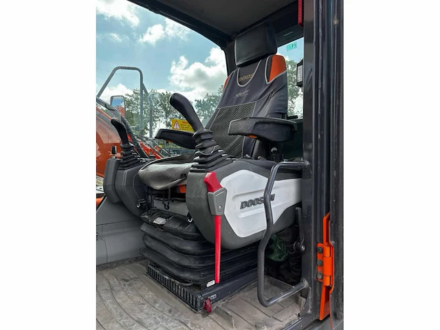 2017 doosan dx140 lc-5 rupsgraafmachine - afbeelding 3 van  28