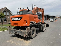 2017 doosan dx140w-5 banden graafmachine - afbeelding 39 van  42