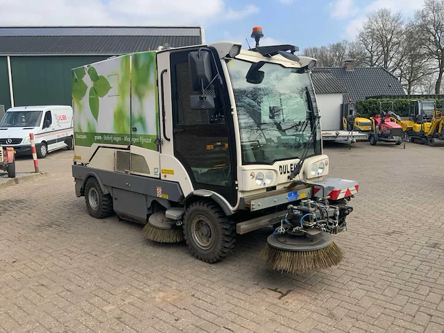 2017 dulevo 3000t straatveegmachine - afbeelding 23 van  46