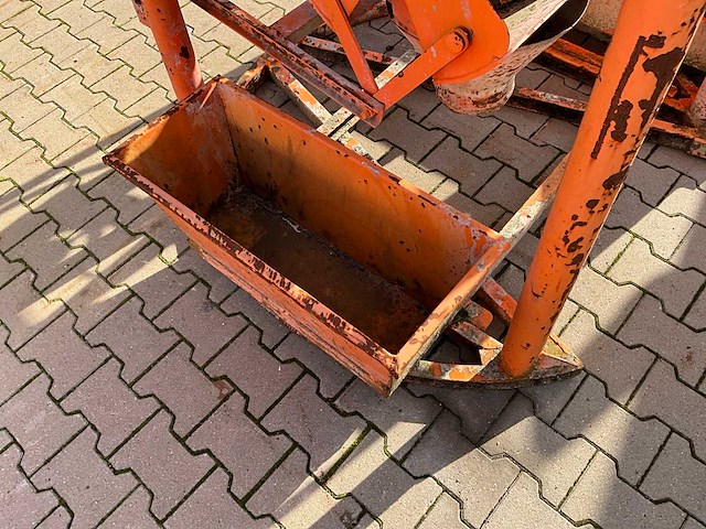 2017 eichinger 1016h.12 betonkubel - afbeelding 3 van  13