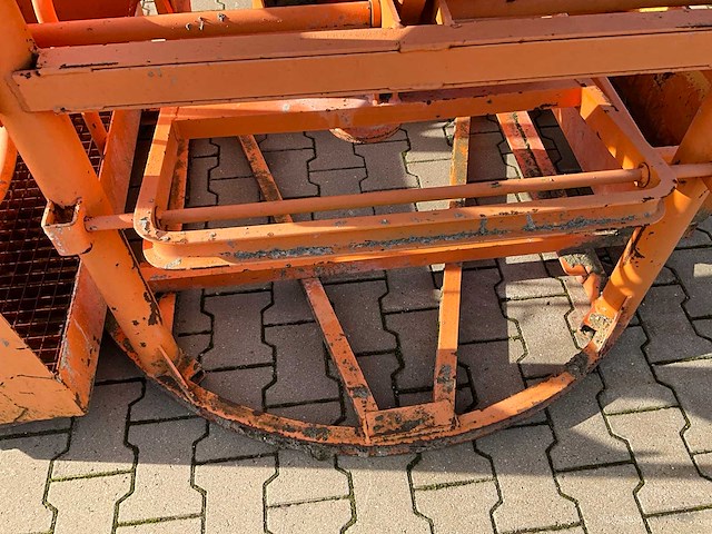2017 eichinger 1016h.12 betonkubel - afbeelding 2 van  14
