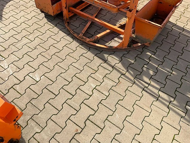 2017 eichinger 1016h.12 betonkubel - afbeelding 7 van  14