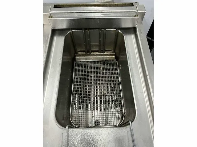 2017 electrolux a7freh2ff0 dubbele friteuse - afbeelding 7 van  9