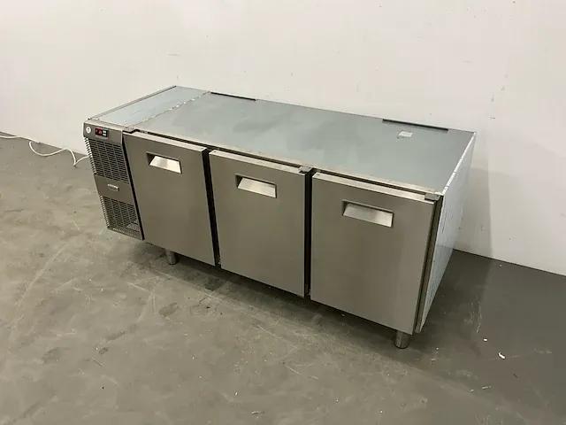 2017 electrolux rcsn3m3 koelwerkbank - afbeelding 1 van  7