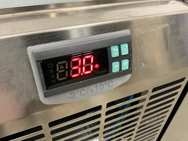 2017 electrolux rcsn3m3 koelwerkbank - afbeelding 2 van  7