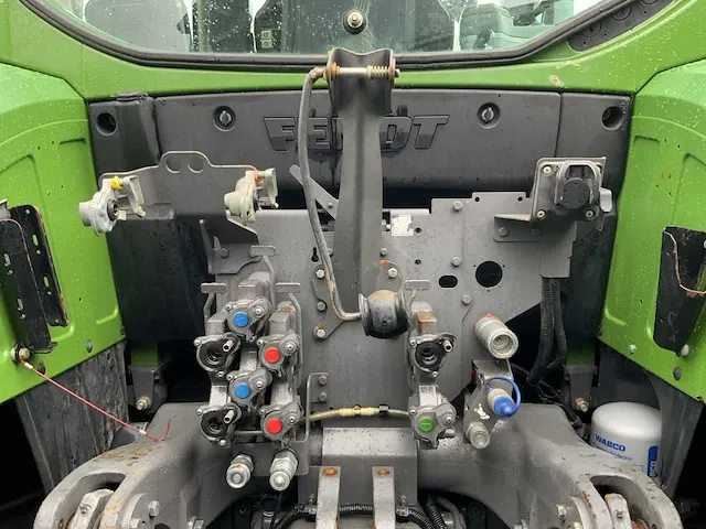 2017 fendt 720 vario vierwielaangedreven landbouwtractor - afbeelding 16 van  45