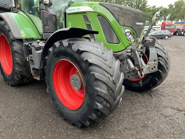 2017 fendt 720 vario vierwielaangedreven landbouwtractor - afbeelding 34 van  45