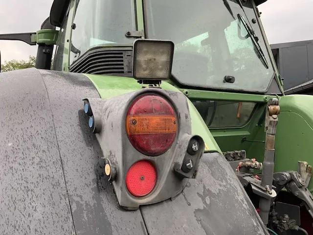2017 fendt 820 vario tms vierwielaangedreven landbouwtractor - afbeelding 31 van  58