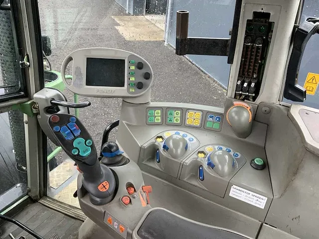 2017 fendt 820 vario tms vierwielaangedreven landbouwtractor - afbeelding 38 van  58