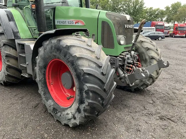 2017 fendt 820 vario tms vierwielaangedreven landbouwtractor - afbeelding 45 van  58