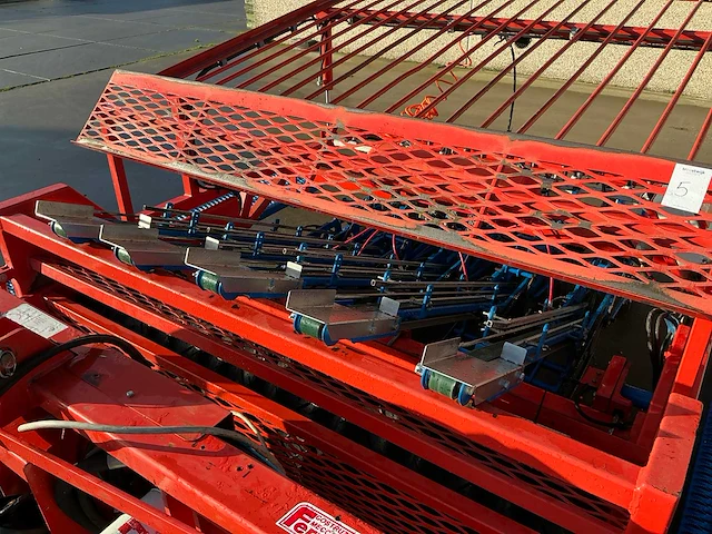 2017 ferrari fastblock 5/1 plant- en pootmachine - afbeelding 17 van  20