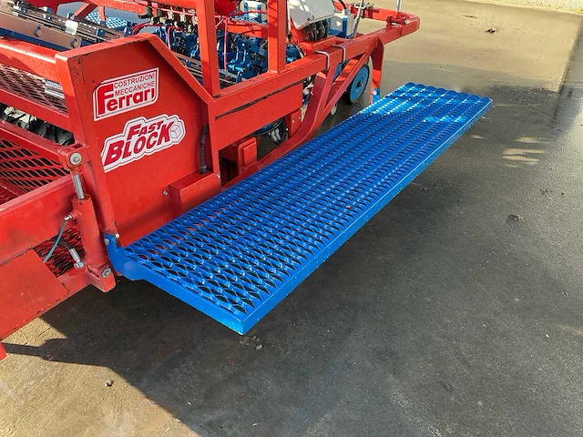 2017 ferrari fastblock 5/1 plant- en pootmachine - afbeelding 20 van  20