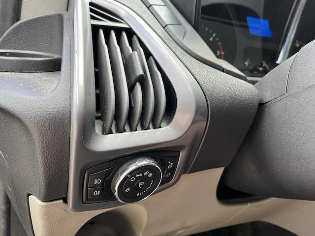 2017 ford transit custom 290 2.0 tdci l2h1 trend 6-persoons bedrijfswagen - afbeelding 9 van  27