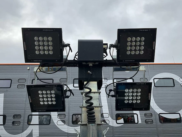 2017 generac light tower hybride stationaire lichtmast - afbeelding 2 van  19
