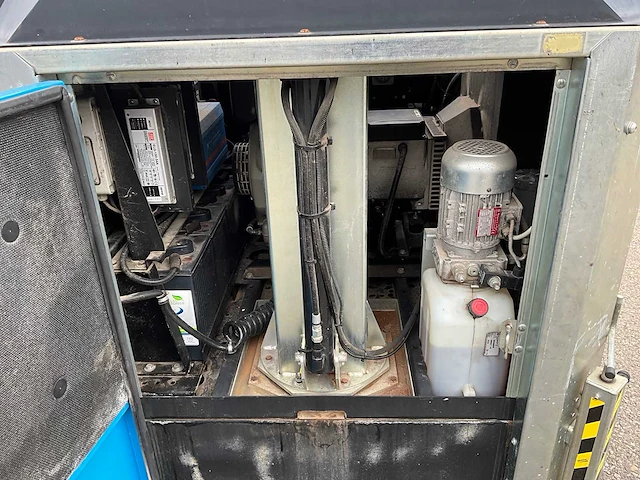 2017 generac light tower hybride stationaire lichtmast - afbeelding 8 van  19