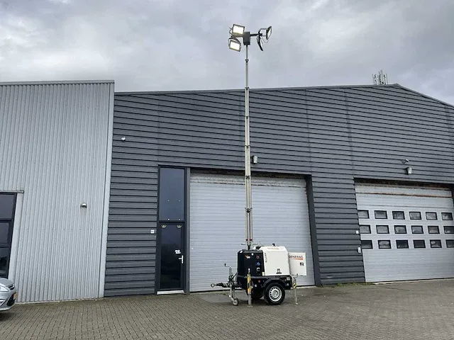 2017 generac tower light v20 mobiele lichtmast - afbeelding 12 van  16
