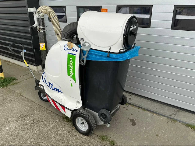 2017 glutton 2411 electric afvalzuiger - afbeelding 24 van  29