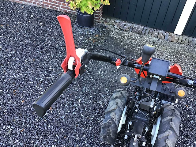 2017 goldoni twist minitractor - afbeelding 6 van  18