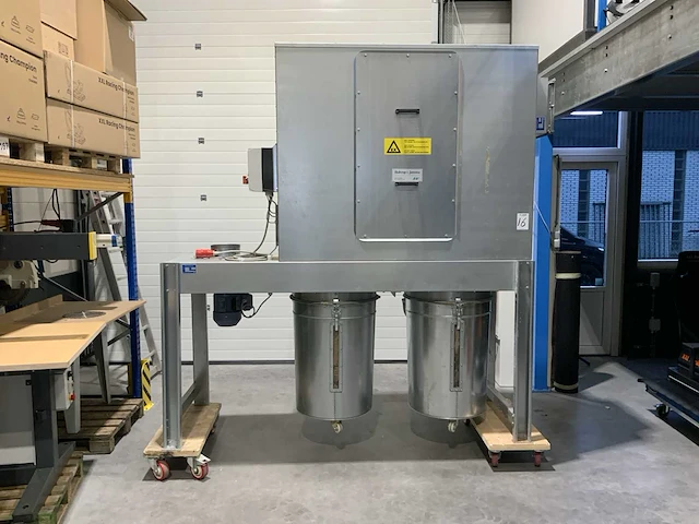 2017 holtrop & jansma suv200s afzuiginstallatie - afbeelding 1 van  7