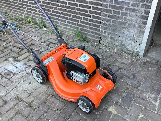 2017 husqvarna lc347v grasmaaier - afbeelding 2 van  5