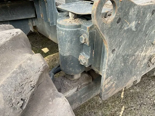 2017 hyundai hw140 banden graafmachine - afbeelding 31 van  68