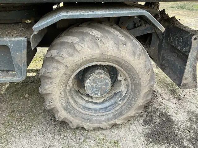 2017 hyundai hw140 banden graafmachine - afbeelding 40 van  68