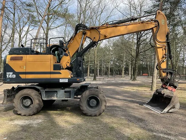 2017 hyundai hw140 banden graafmachine - afbeelding 66 van  68