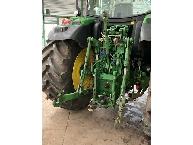 2017 john deere - 6155r - vierwielaangedreven landbouwtractor - afbeelding 3 van  26