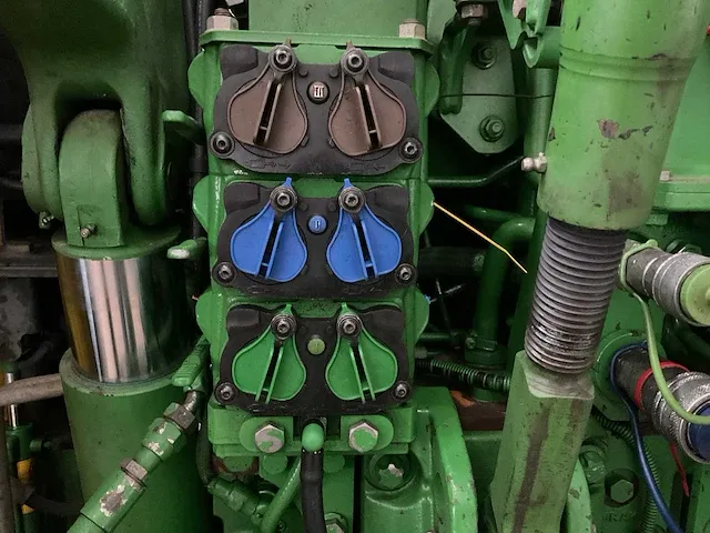 2017 john deere - 6155r - vierwielaangedreven landbouwtractor - afbeelding 4 van  26