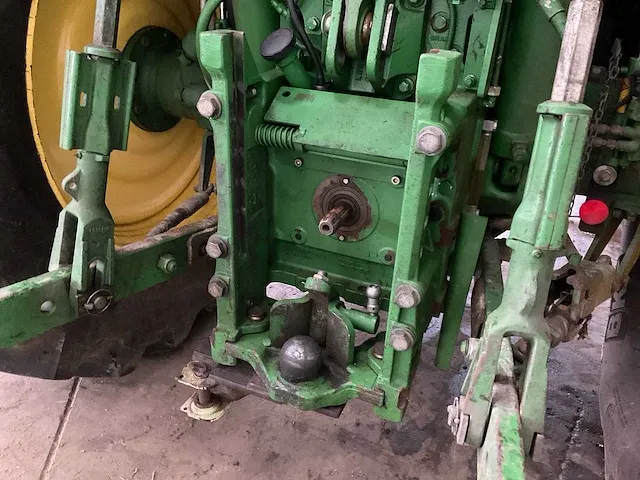 2017 john deere - 6155r - vierwielaangedreven landbouwtractor - afbeelding 8 van  26