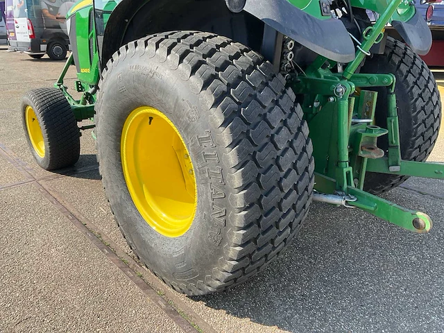 2017 john deere 4049r compacttractor - afbeelding 16 van  42