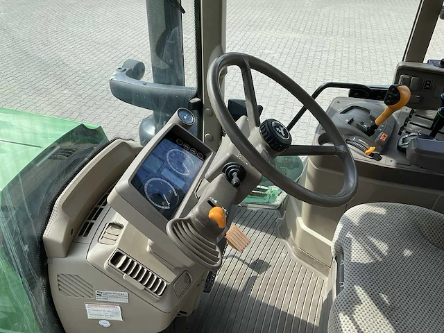 2017 john deere 6155m vierwielaangedreven landbouwtractor - afbeelding 25 van  44