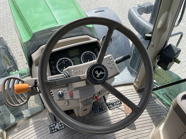2017 john deere 6155m vierwielaangedreven landbouwtractor - afbeelding 27 van  44