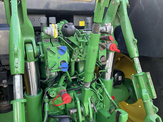 2017 john deere 6155m vierwielaangedreven landbouwtractor - afbeelding 20 van  42