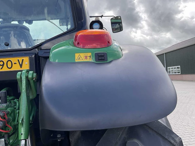2017 john deere 6155m vierwielaangedreven landbouwtractor - afbeelding 22 van  42