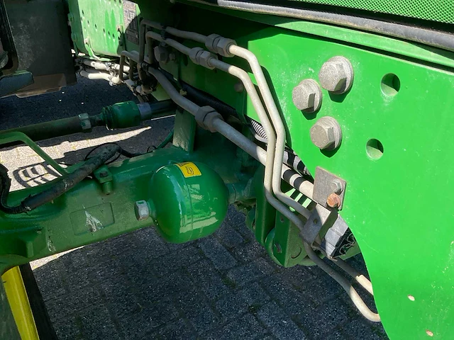 2017 john deere 6155r vierwielaangedreven landbouwtractor - afbeelding 2 van  32