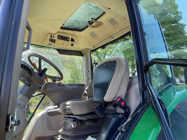 2017 john deere 6155r vierwielaangedreven landbouwtractor - afbeelding 15 van  32