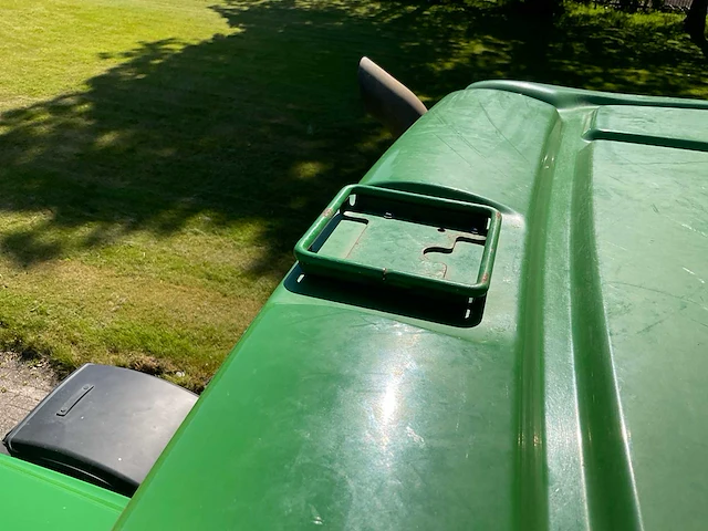 2017 john deere 6155r vierwielaangedreven landbouwtractor - afbeelding 26 van  32