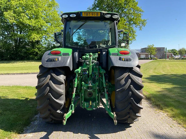 2017 john deere 6155r vierwielaangedreven landbouwtractor - afbeelding 27 van  32