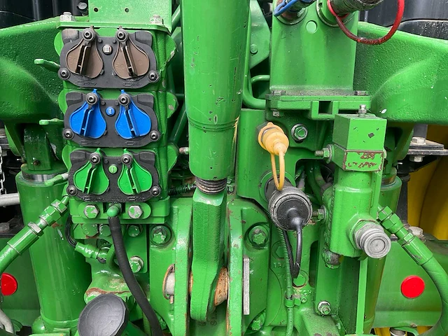 2017 john deere 6155r vierwielaangedreven landbouwtractor - afbeelding 9 van  30