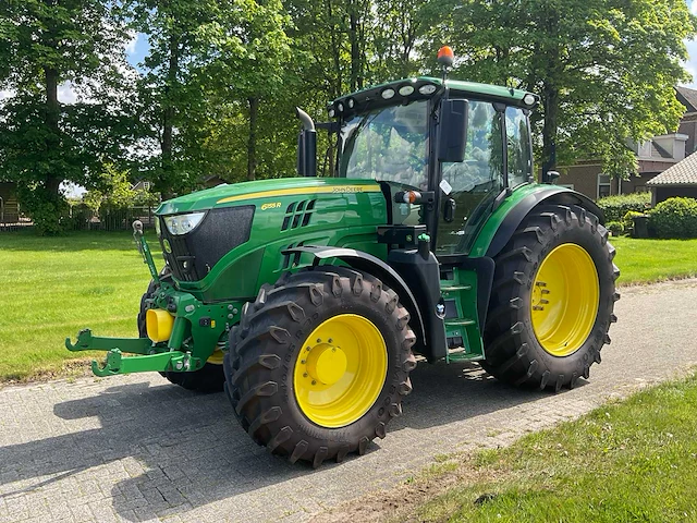 2017 john deere 6155r vierwielaangedreven landbouwtractor - afbeelding 1 van  30
